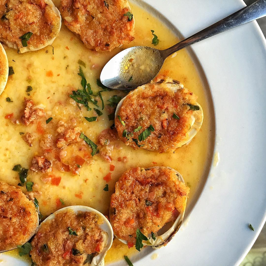 Dorlan's Baked Clams